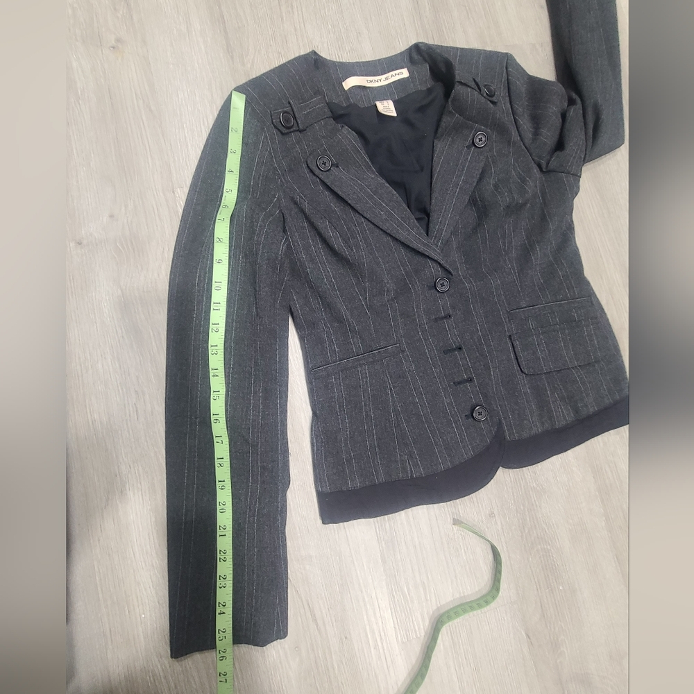 DKNY  Jacket - Picture 9 of 9